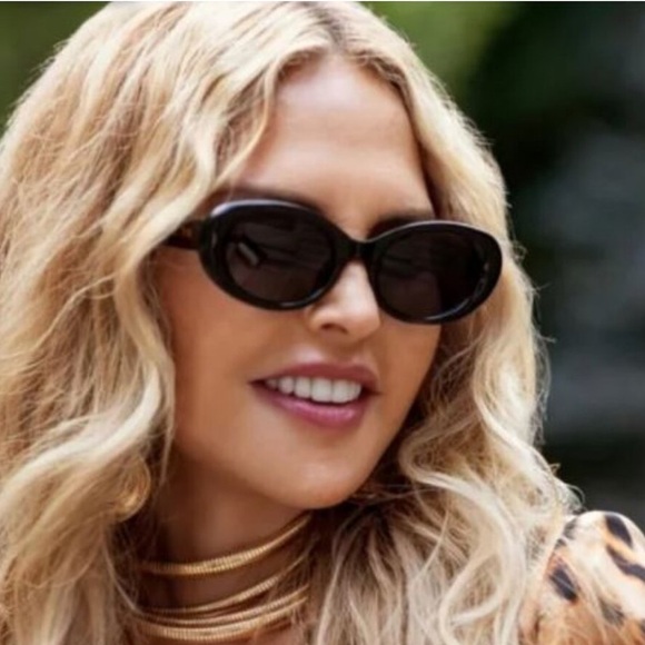 New! Rachel Zoe Penelope Sunglasses Oval Silhouette Croc-Embossed Case Black - Picture 6 of 11